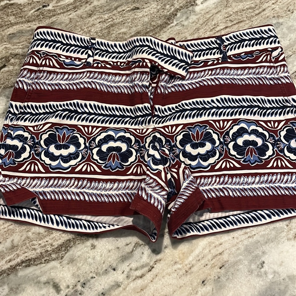LOFT boho navy, blue and white stretch shorts - Picture 3 of 4